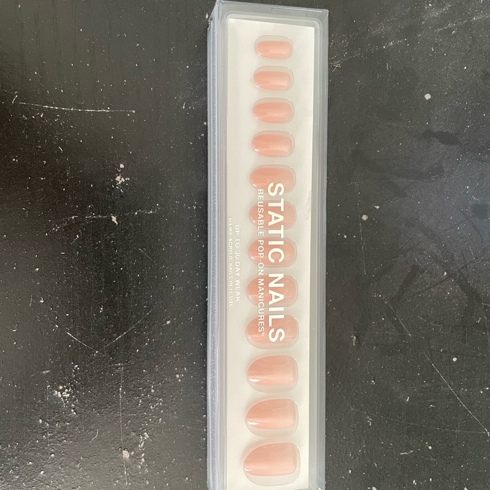 Static Nails Reusable Pop-On Manicures - Nude